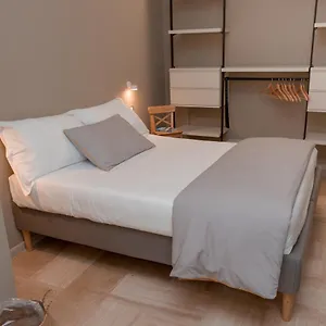 Litium 3 Bed & Breakfast Lecce
