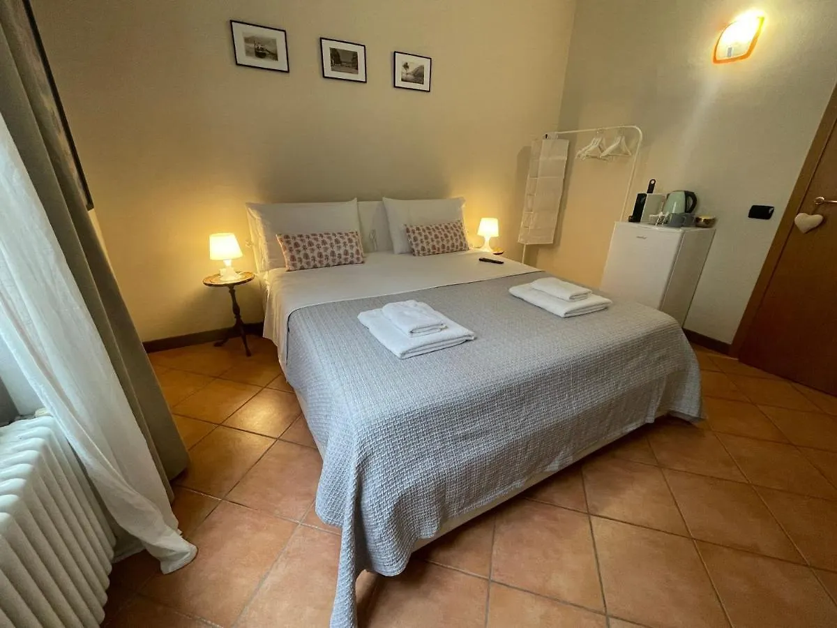 La Camera Di Lidia Como